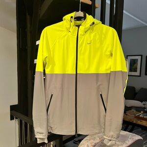 Nike Vapor Flash Jacket. Size small.